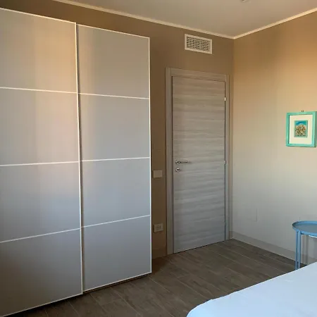 Sala Dell Estate Aparthotel Secchia