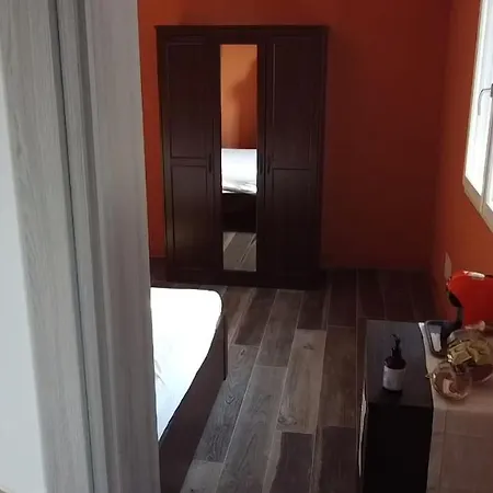 Sala Dell Estate Aparthotel Secchia