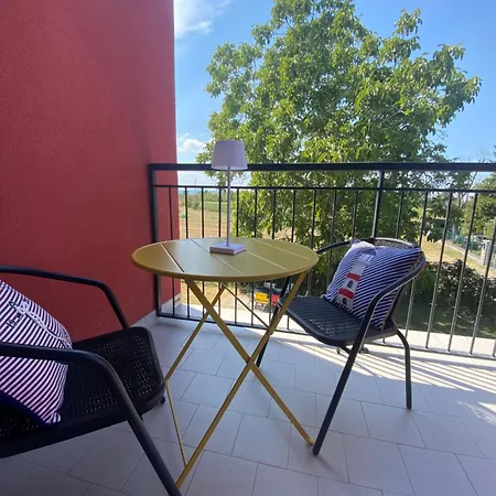 Sala Dell Estate Aparthotel Secchia